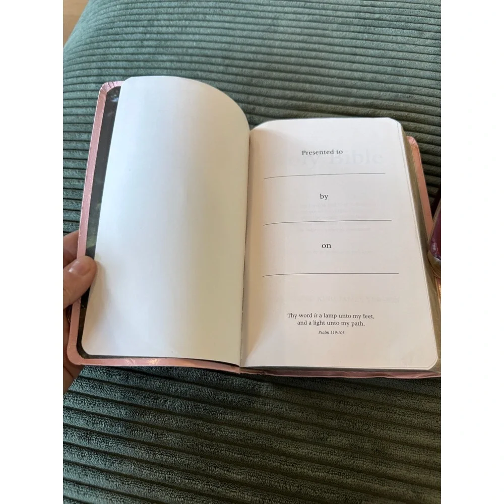Two Holy Bible KJV Red Letter Edition Set Pink Burgundy‎